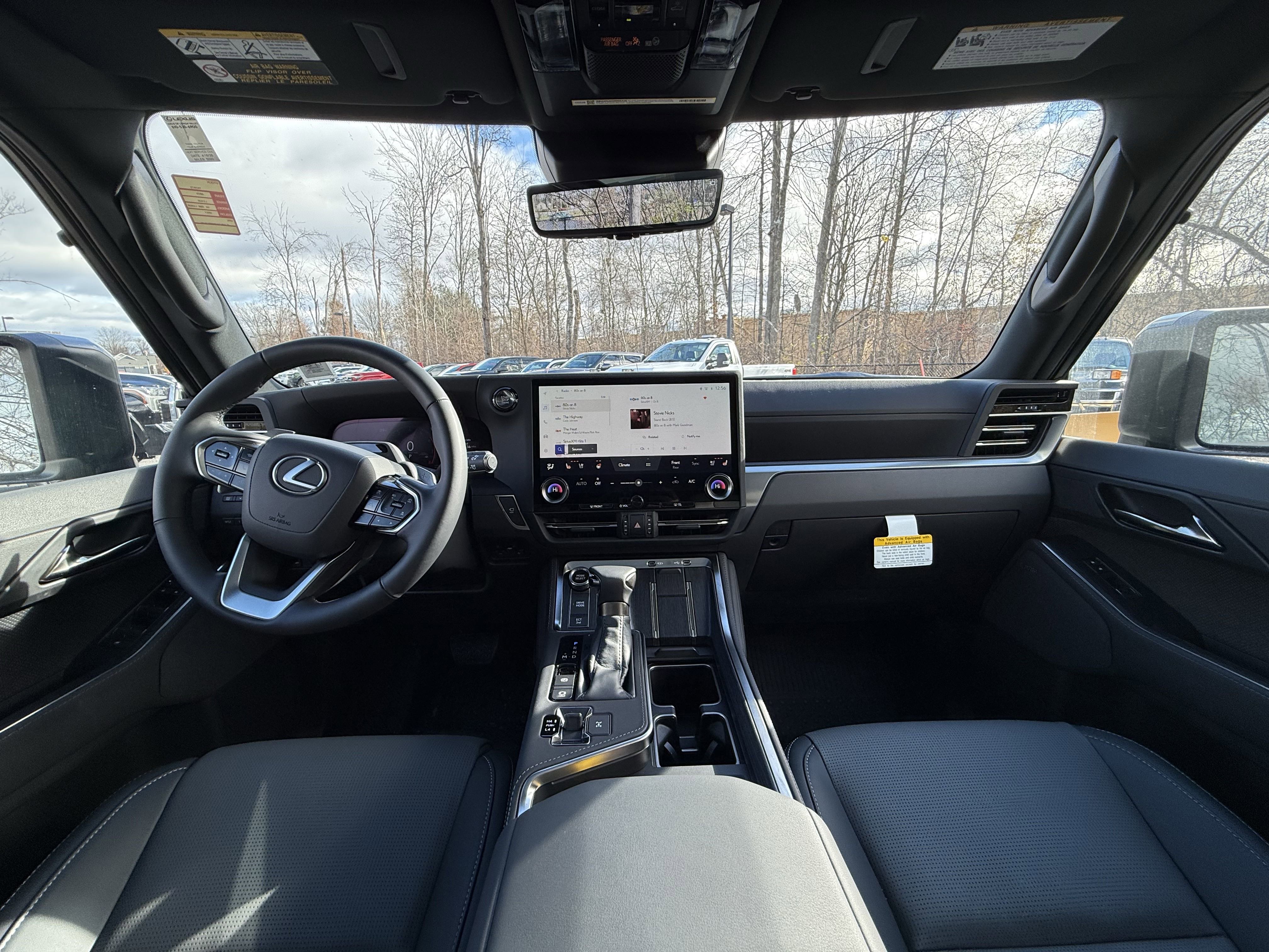 Used 2025 Lexus GX 550 550 Luxury+ image 2