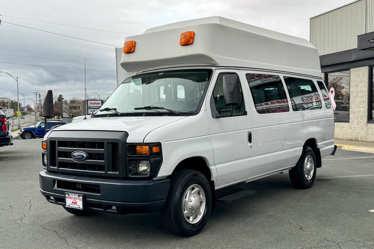 Used 2011 Ford E-350 and Econoline 350 Extended Super Duty w/ PWR Group RWD image 13