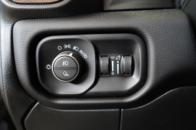 Used 2024 RAM 2500 Rebel w/ Towing Technology Group AWD/4WD image 22