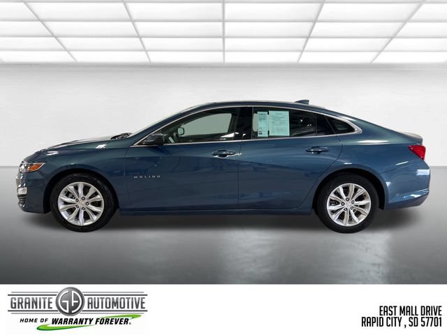 Used 2024 Chevrolet Malibu LT FWD image 2
