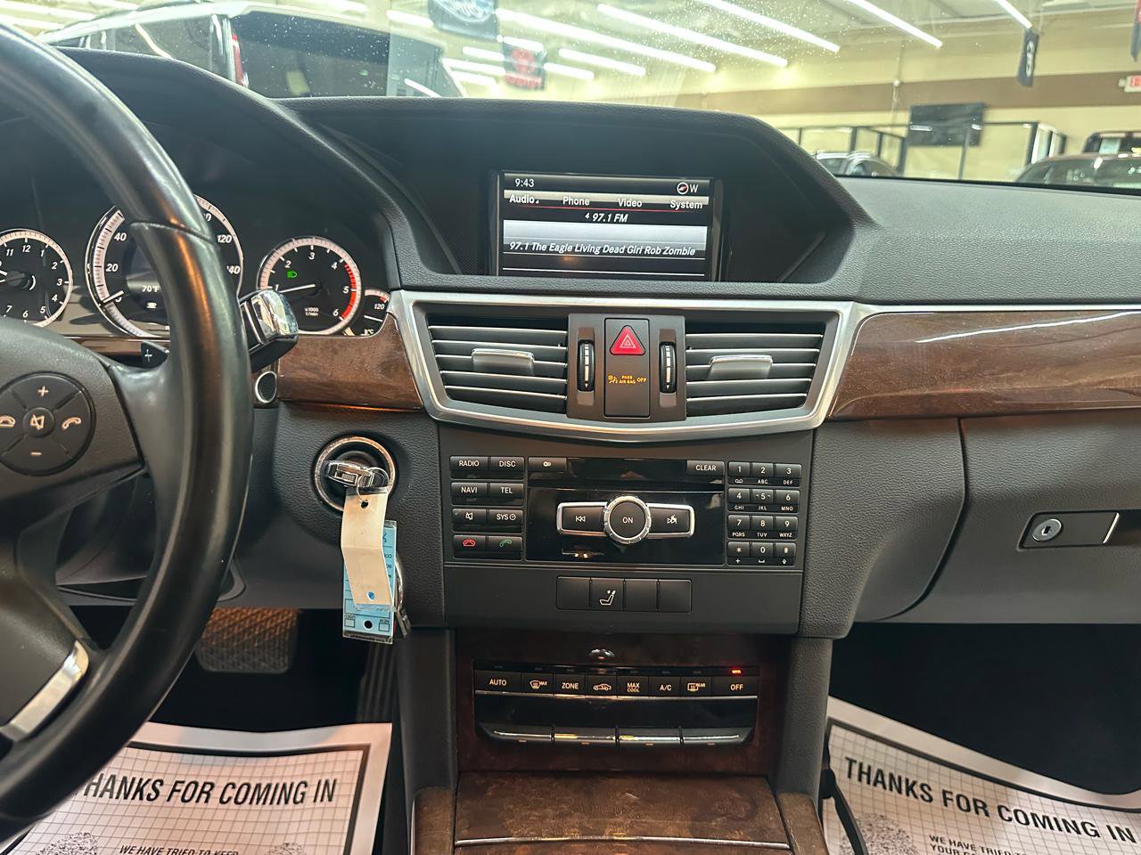 Used 2013 Mercedes-Benz E 350 BlueTEC Sedan image 25