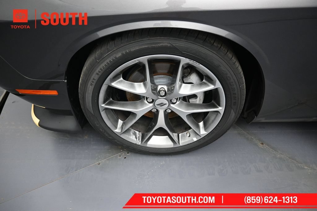 Used 2022 Dodge Challenger GT RWD image 30