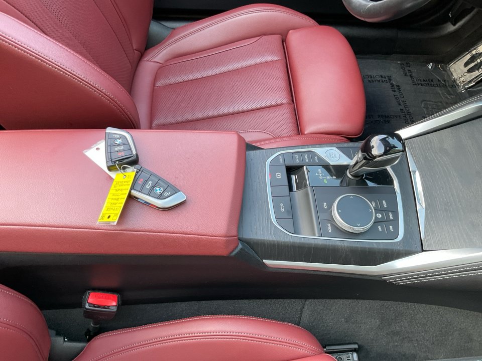 Used 2022 BMW M440i Convertible w/ Premium Package RWD image 34