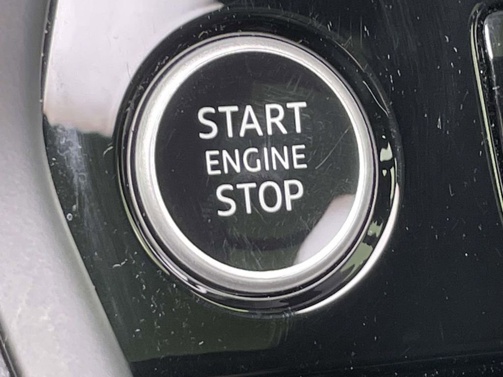 Certified 2025 Audi Q5 Premium w/ Convenience Package image 41