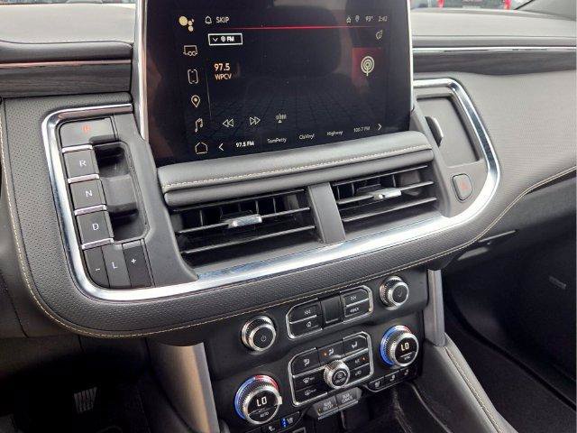 Used 2024 GMC Yukon XL SLT w/ SLT Premium Package AWD/4WD image 28