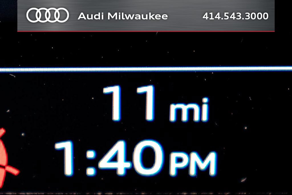 New 2026 Audi SQ7 Prestige AWD/4WD image 19