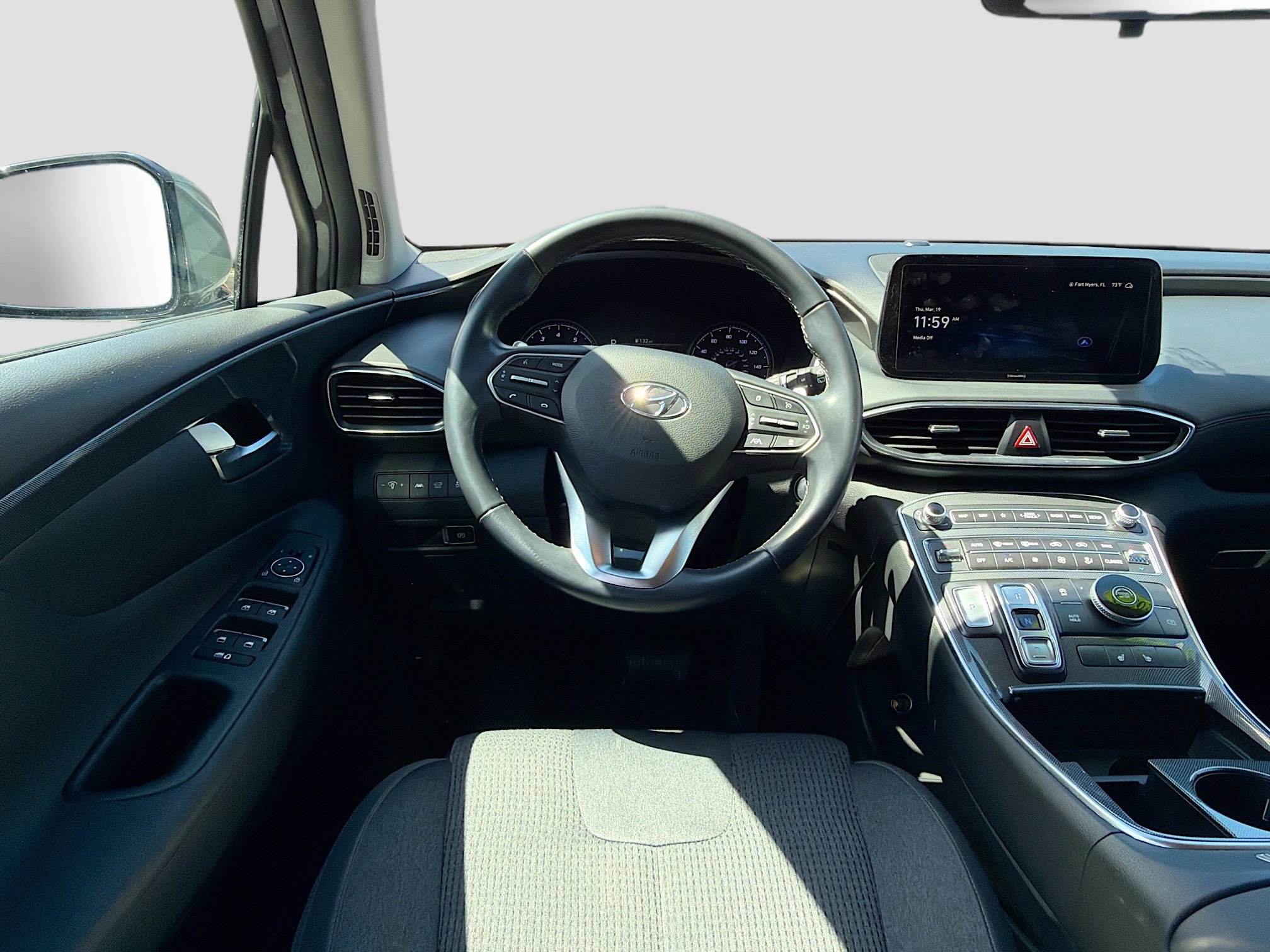 Used 2023 Hyundai Santa Fe SEL image 17