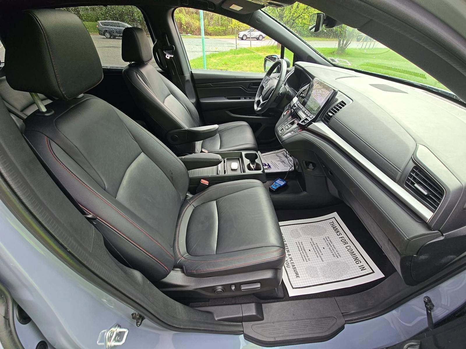 Used 2023 Honda Odyssey Sport image 14