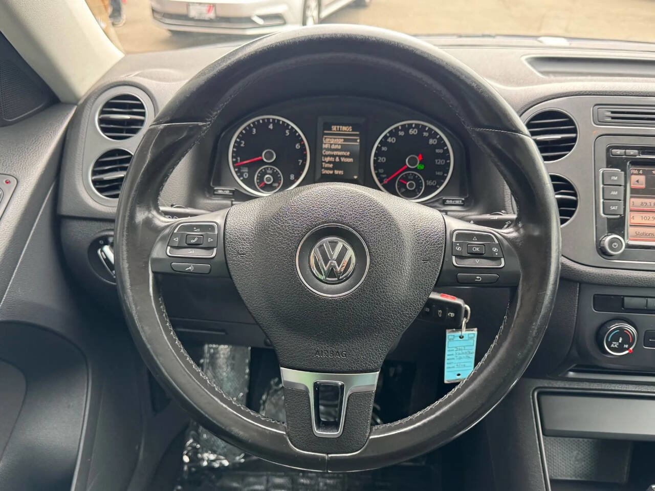 Used 2013 Volkswagen Tiguan S image 19