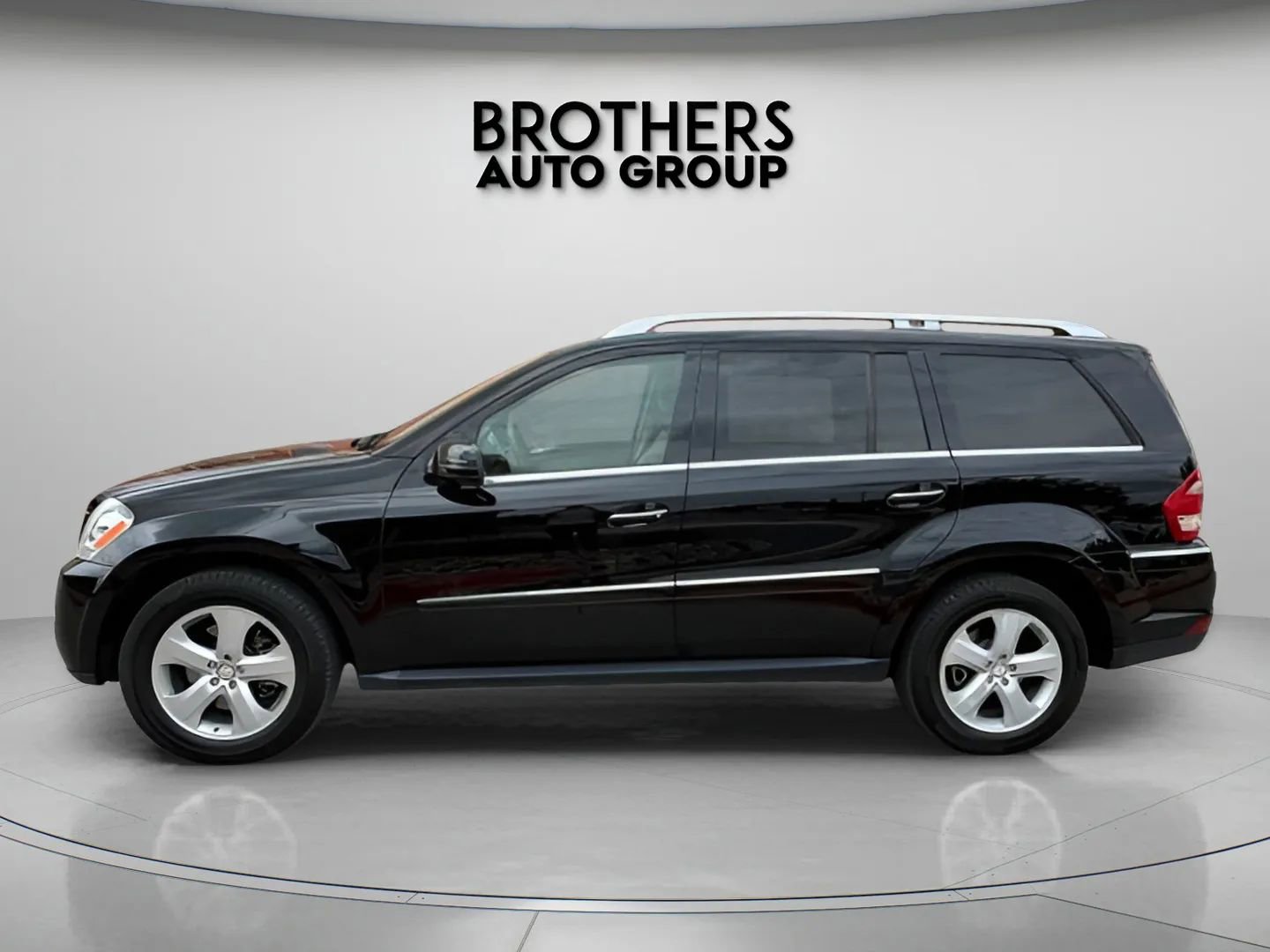 Used 2012 Mercedes-Benz GL 450 4MATIC image 8