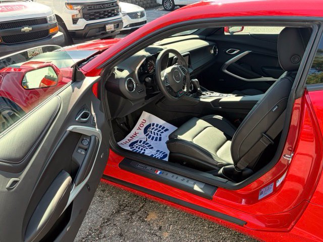 Used 2023 Chevrolet Camaro SS RWD image 19