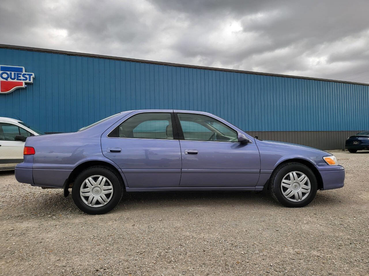 Used 2000 Toyota Camry LE image 10