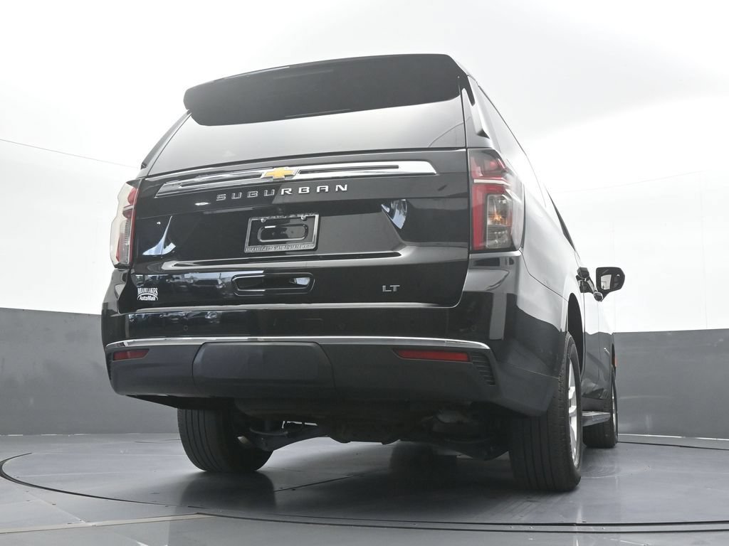 Used 2024 Chevrolet Suburban LT RWD image 62