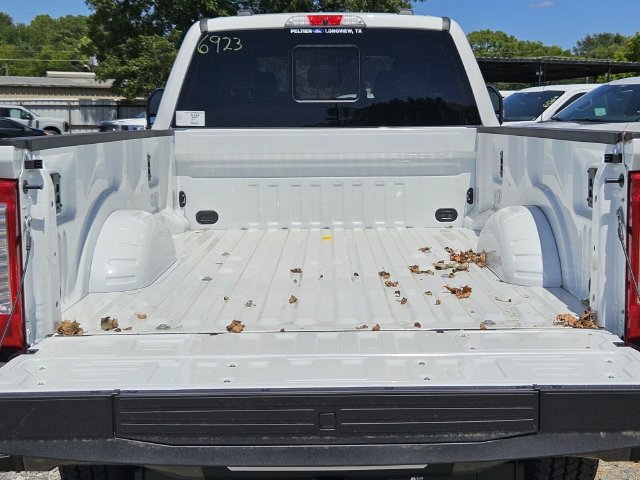 New 2026 Ford F350 King Ranch w/ FX4 Off-Road Package AWD/4WD image 7