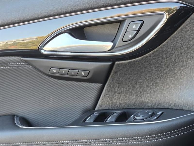 Certified 2025 Buick Envision Preferred image 13