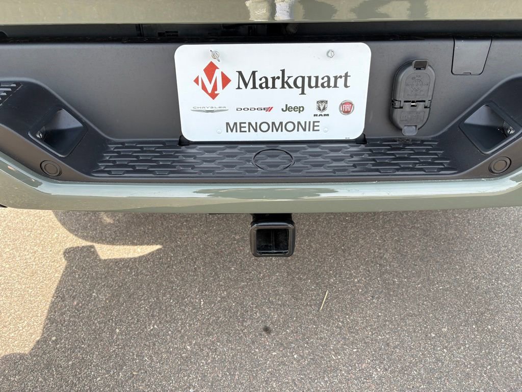 New 2026 RAM 1500 4x4 Crew Cab image 6