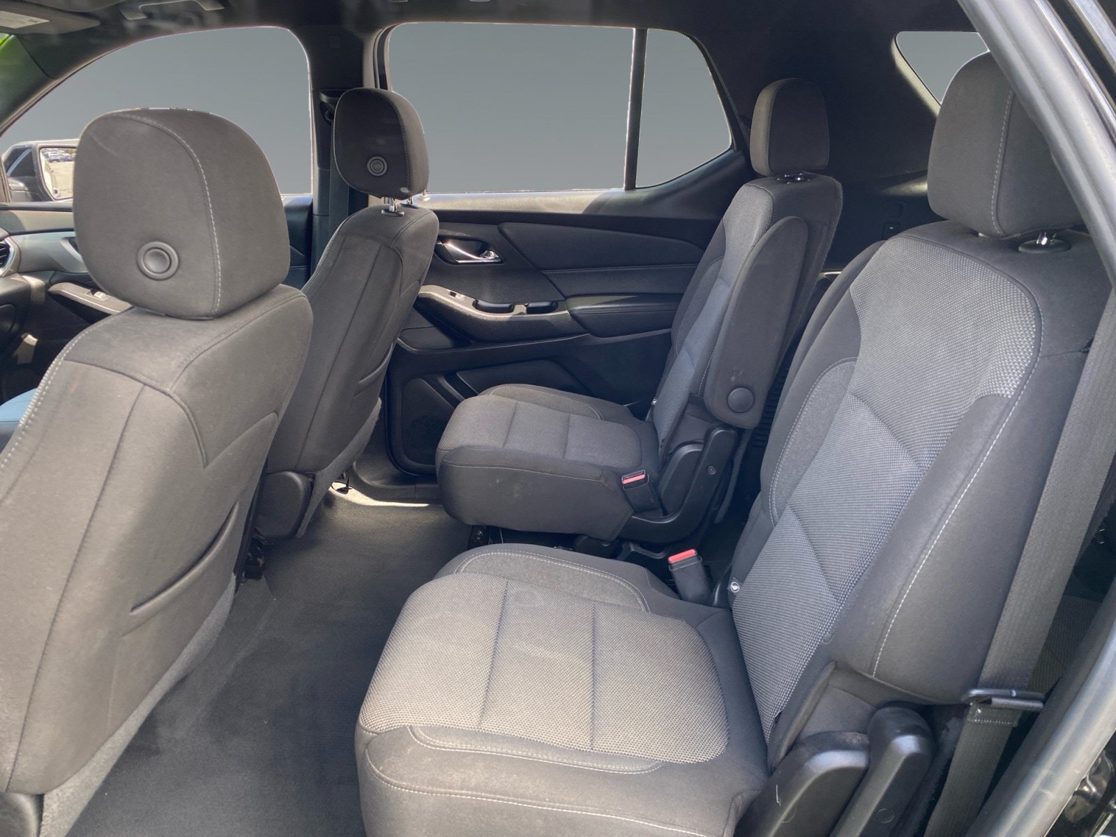 Used 2023 Chevrolet Traverse LT AWD/4WD image 13
