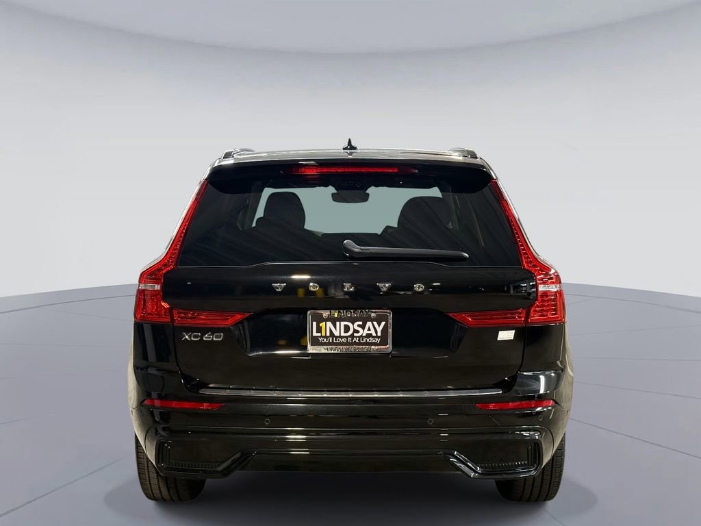 Used 2024 Volvo XC60 T8 Ultimate w/ Climate Package image 11