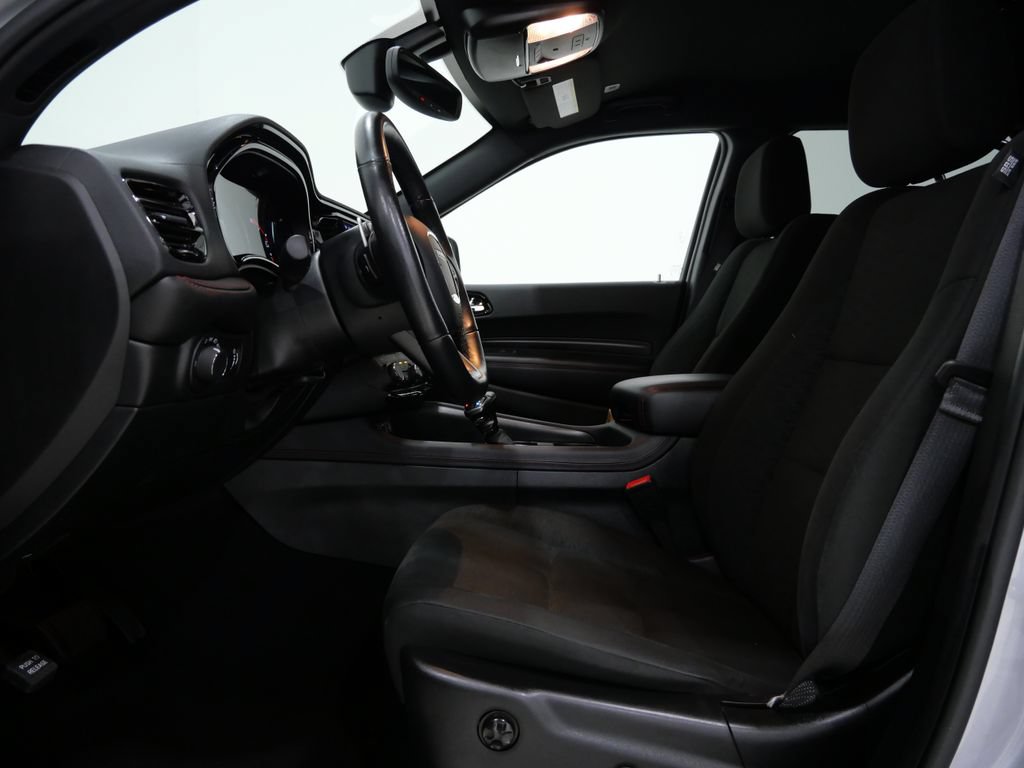 Used 2025 Dodge Durango GT AWD/4WD image 12