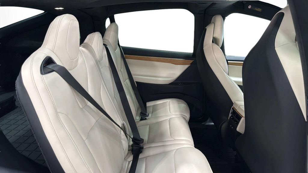 Used 2019 Tesla Model X 75D AWD/4WD image 15