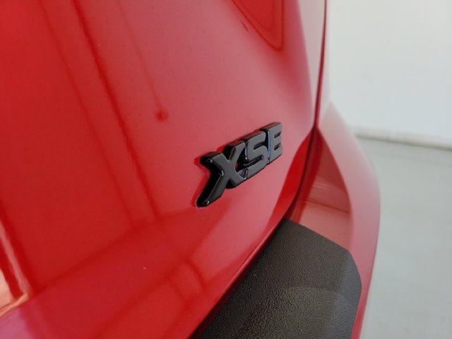 Used 2026 Toyota Camry XSE FWD image 8