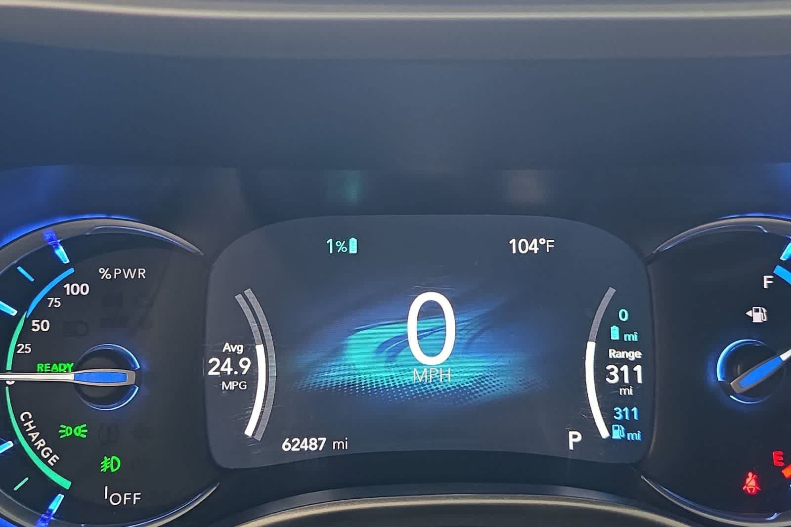Used 2023 Chrysler Pacifica Touring-L FWD image 25