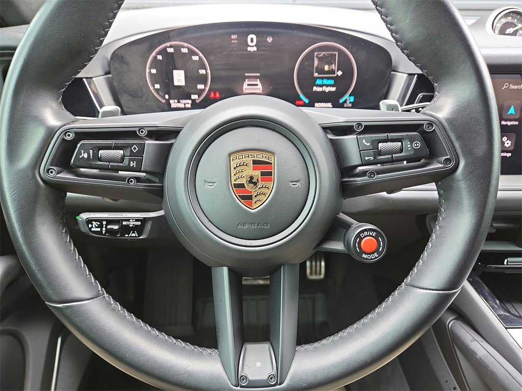 Used 2024 Porsche Cayenne Turbo GT image 9