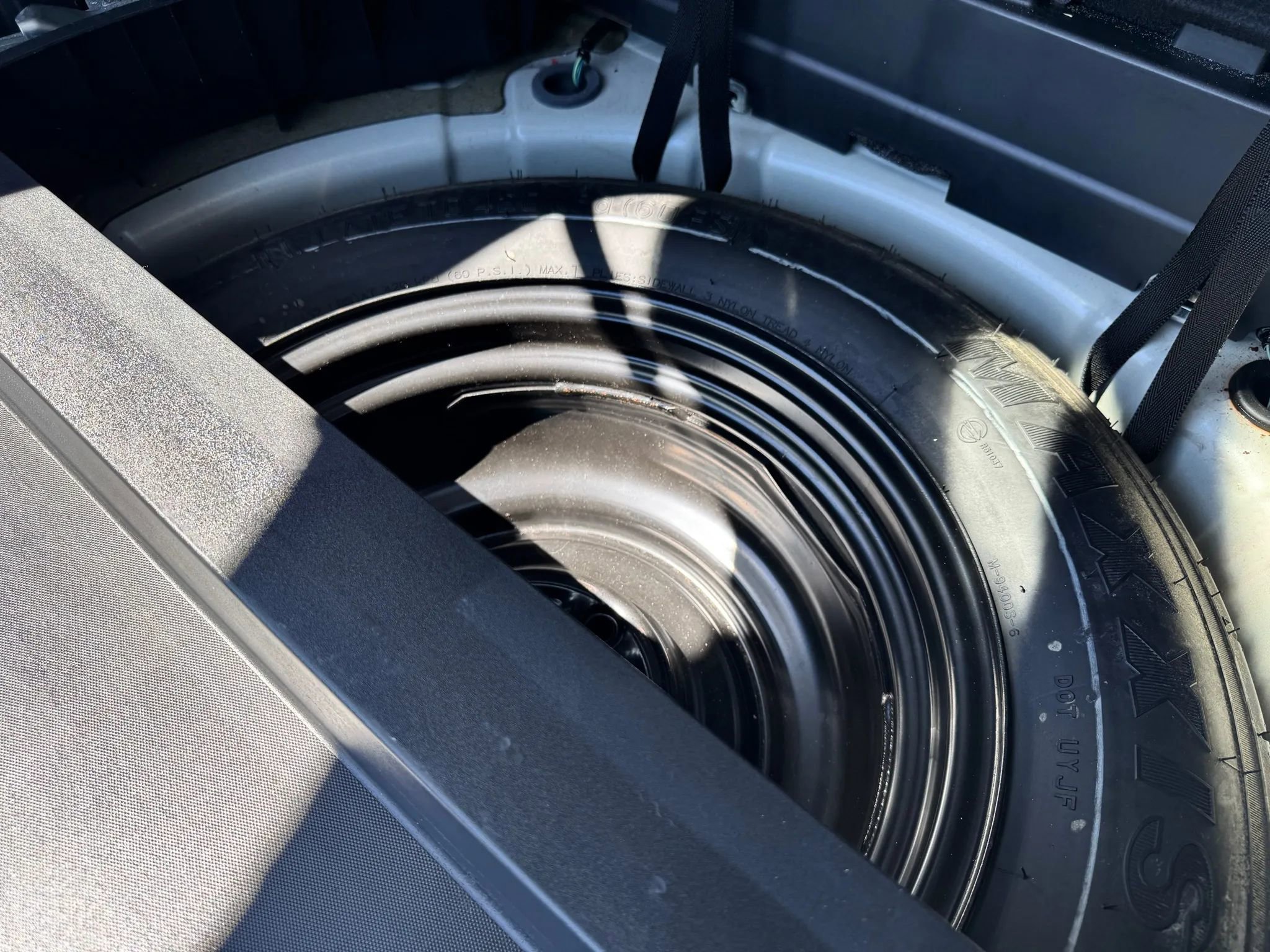 Used 2015 Nissan Rogue S image 22