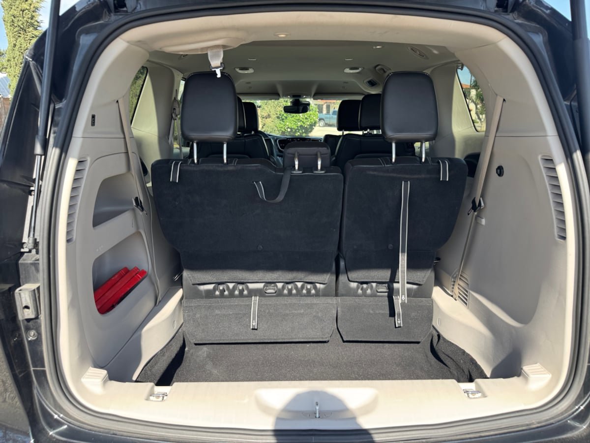 Used 2023 Chrysler Pacifica Touring-L FWD image 20