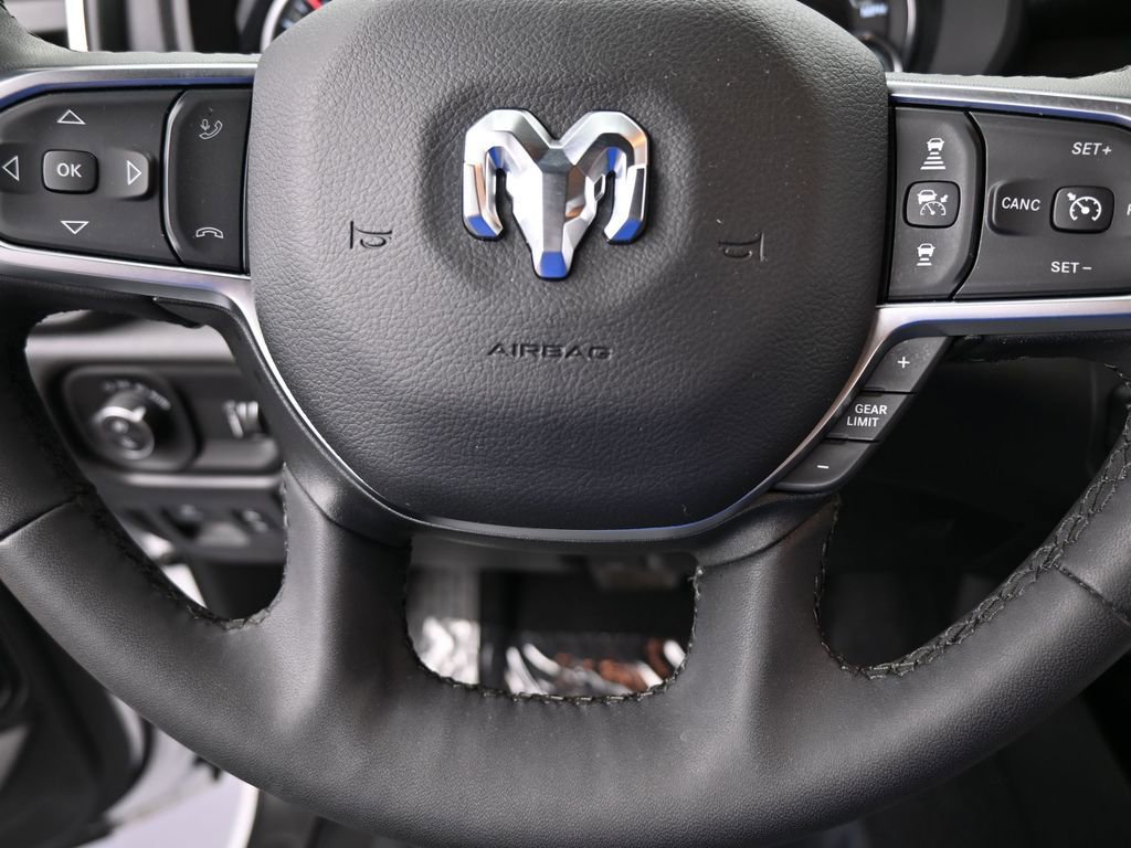 Used 2025 RAM 1500 Big Horn image 31