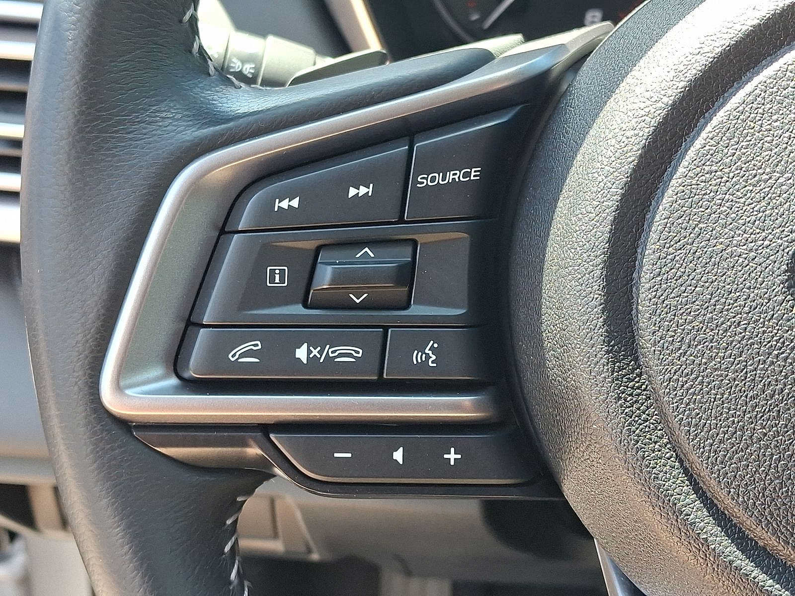 Used 2023 Subaru Legacy Limited AWD/4WD image 23