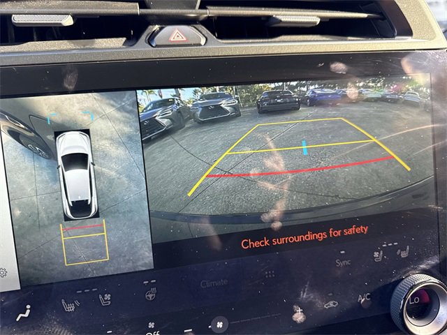 Used 2024 Lexus RZ 300e Premium image 17