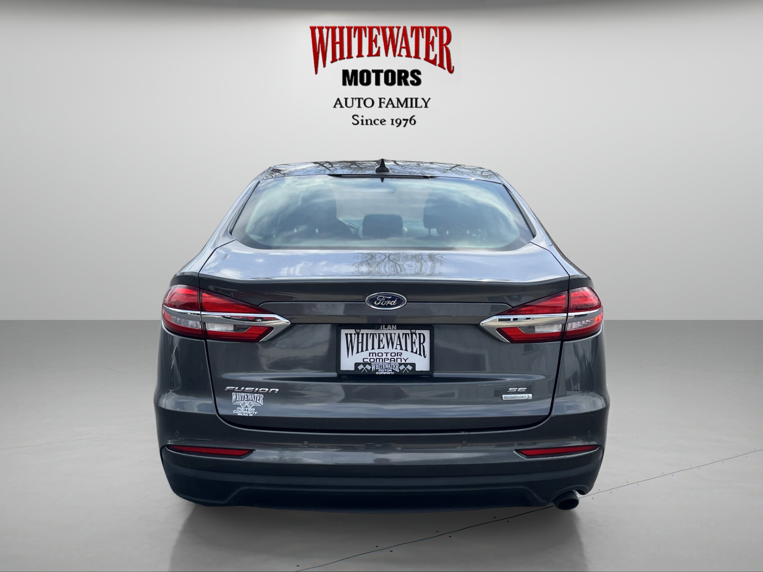 Used 2020 Ford Fusion SE image 4