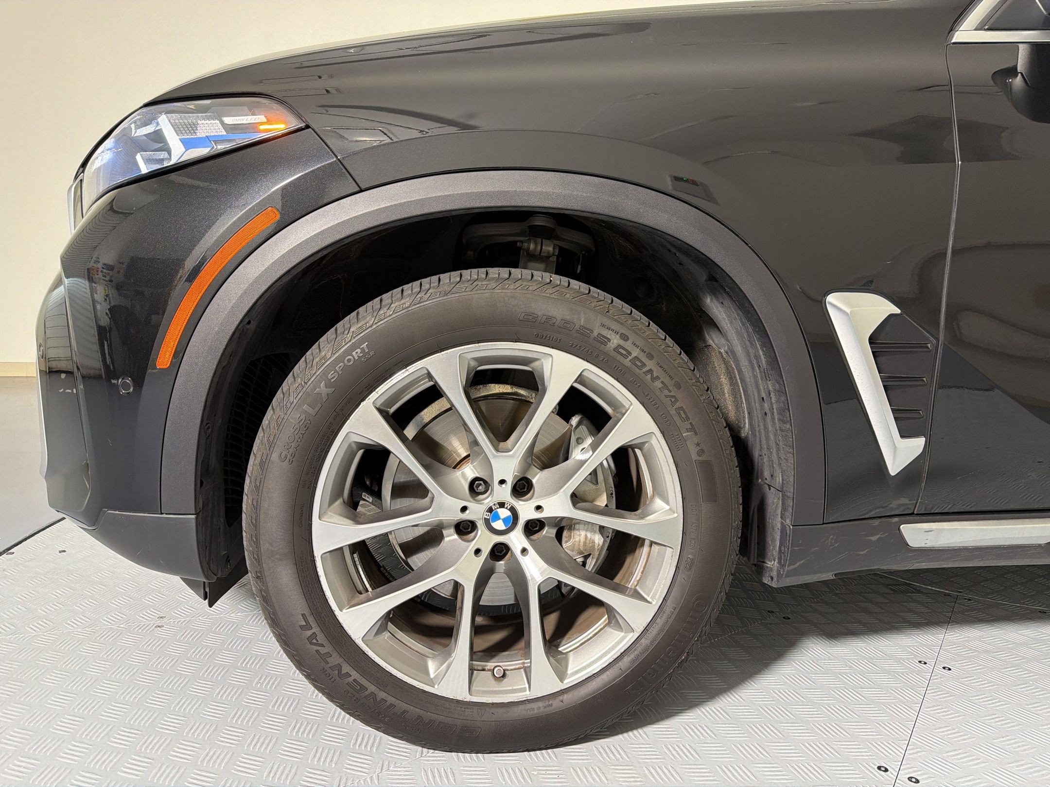 Used 2024 BMW X5 sDrive40i w/ Premium Package RWD image 6