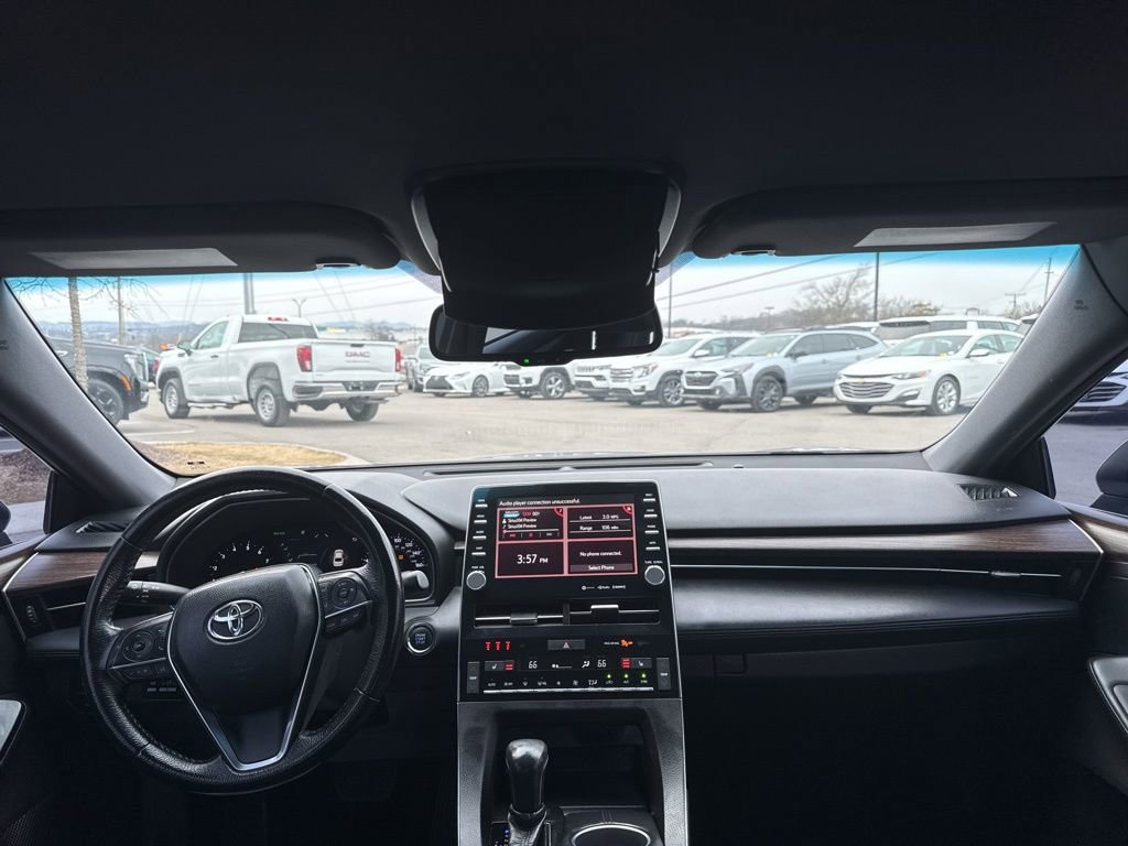 Used 2020 Toyota Avalon XLE image 21