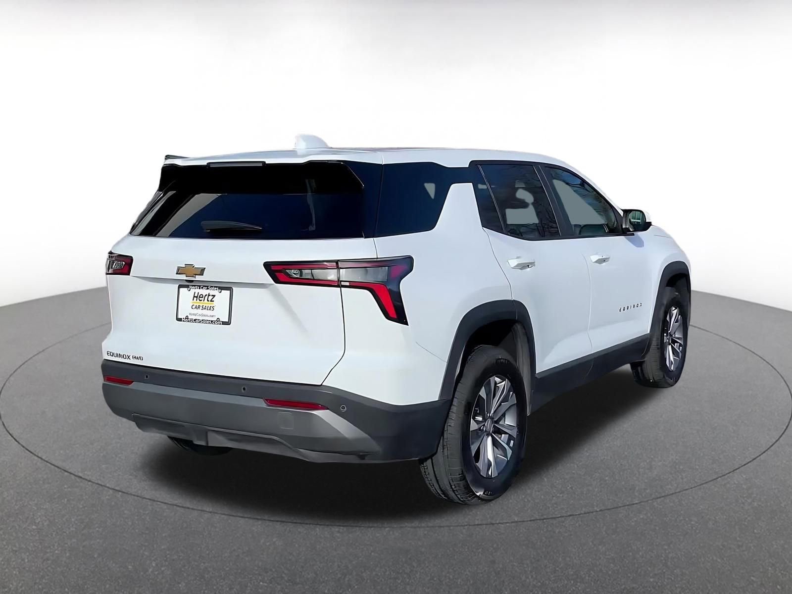 Used 2025 Chevrolet Equinox LT image 14