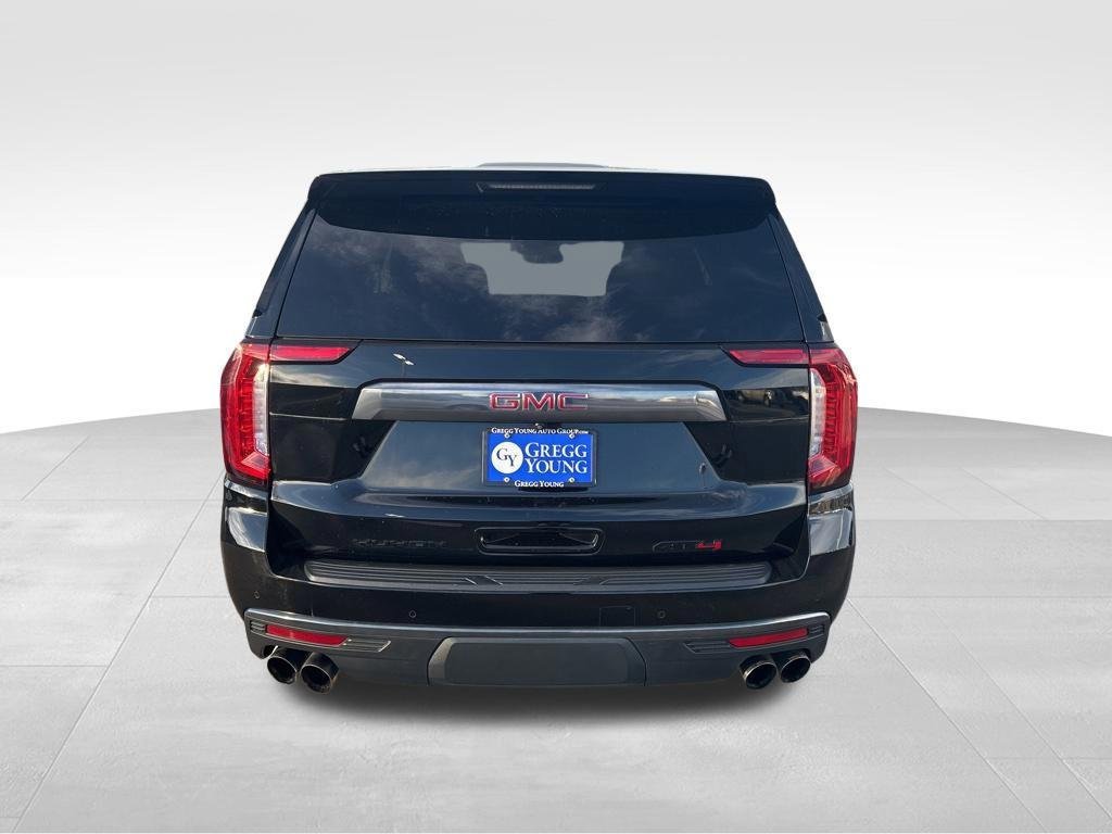 Used 2023 GMC Yukon AT4 w/ AT4 Premium Plus Package image 5