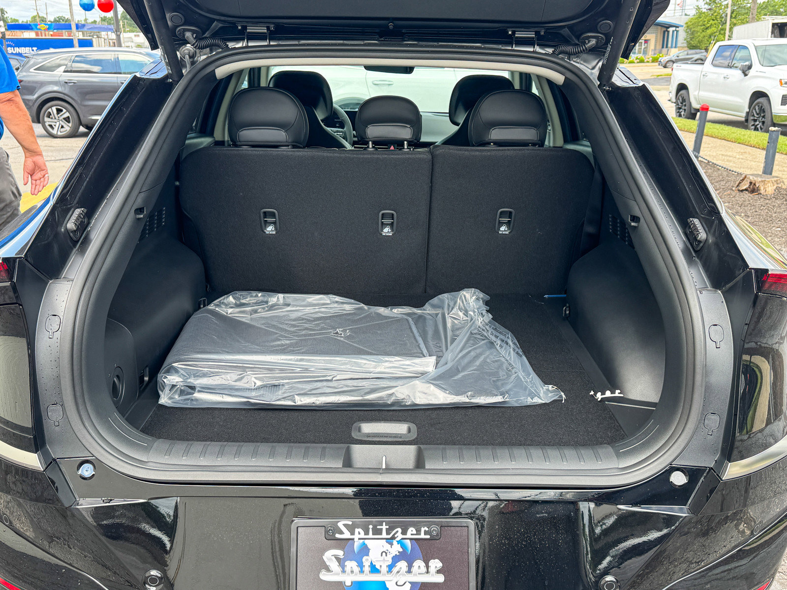 New 2025 Kia EV6 Wind image 19