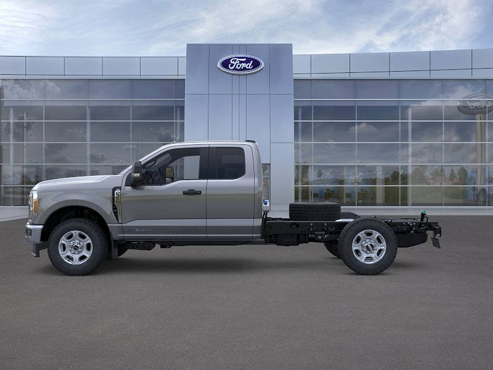 New 2026 Ford F350 XLT w/ XLT Value Package image 3