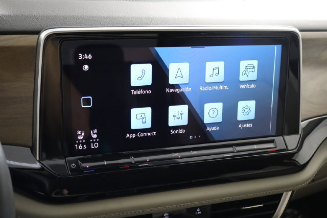 Used 2024 Volkswagen Atlas SE FWD image 29