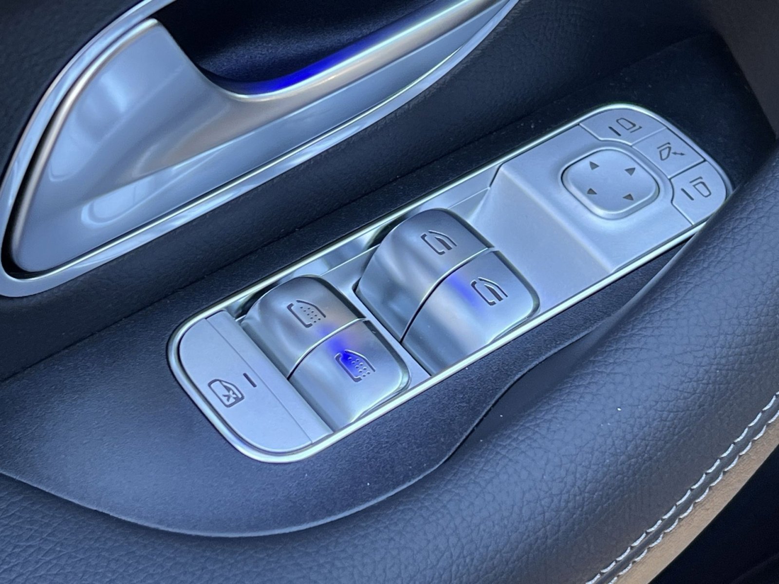 New 2026 Mercedes-Benz GLS 450 4MATIC image 13