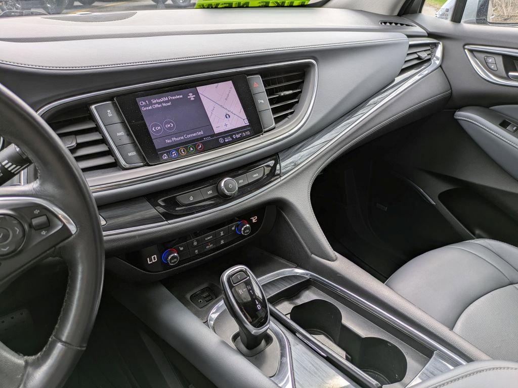 Certified 2021 Buick Enclave Essence w/ Sound and Sites Package image 17