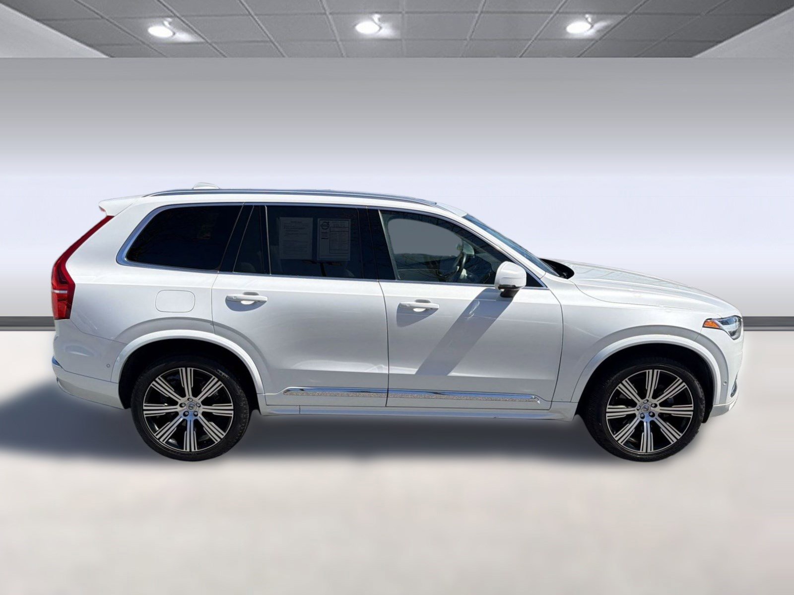 Certified 2023 Volvo XC90 B6 Ultimate w/ Protection Package Premier image 8
