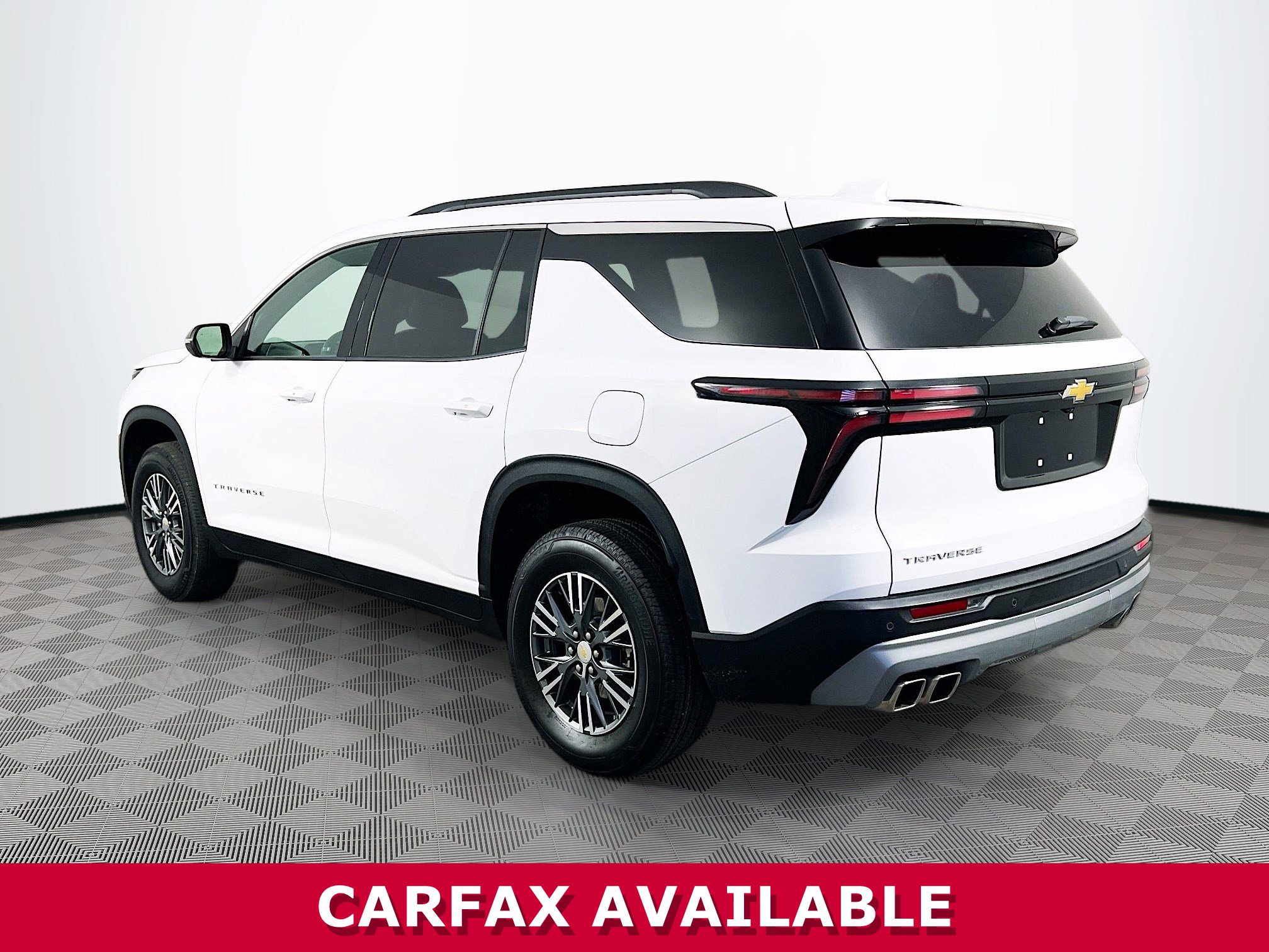 Certified 2025 Chevrolet Traverse LT image 31