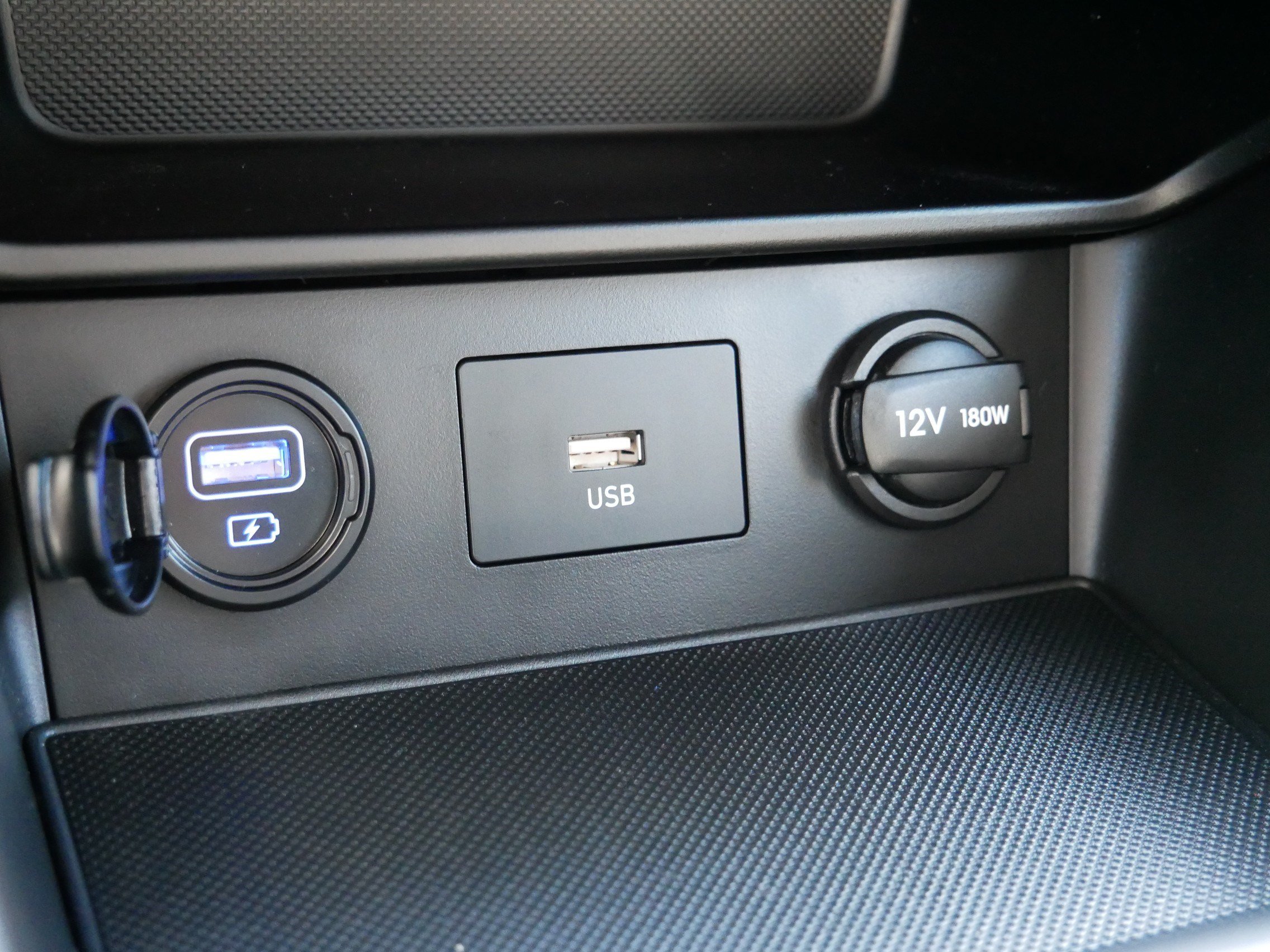 Certified 2023 Hyundai Kona SEL AWD/4WD image 23