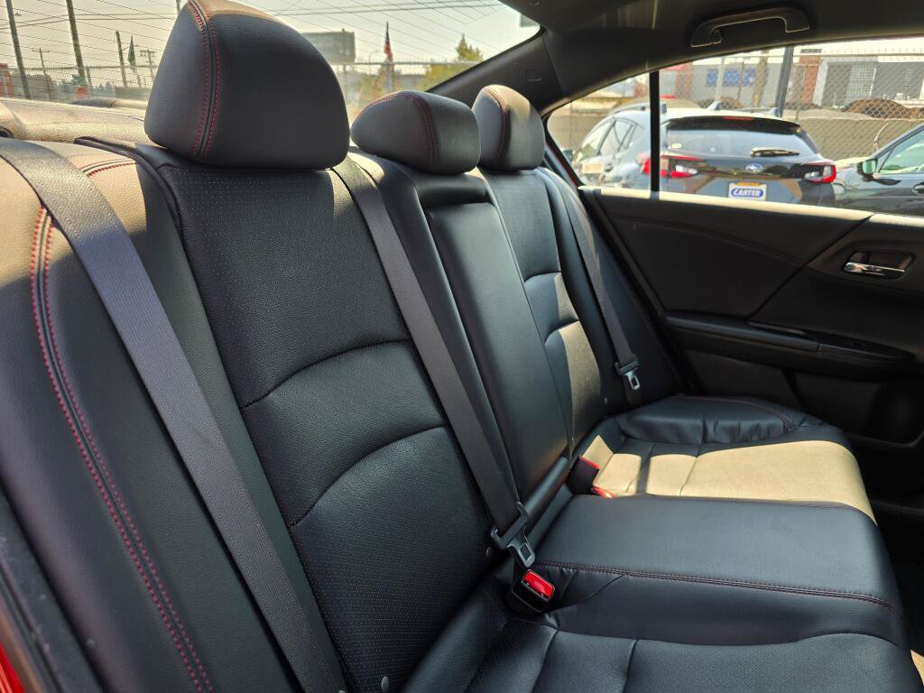 Used 2017 Honda Accord Sport Special Edition image 13