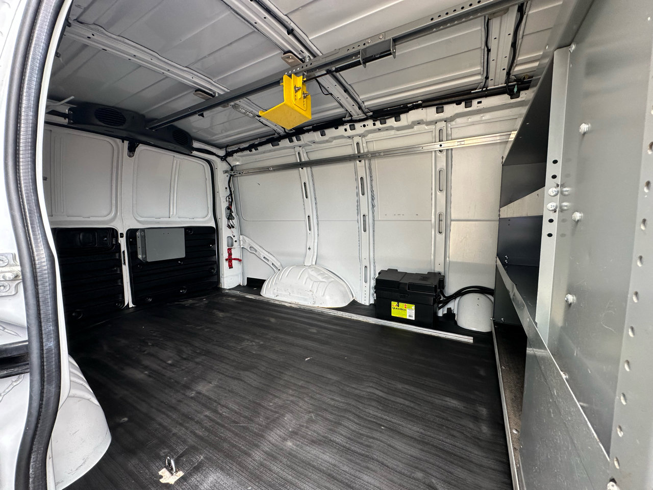 Used 2017 Chevrolet Express 2500 image 14