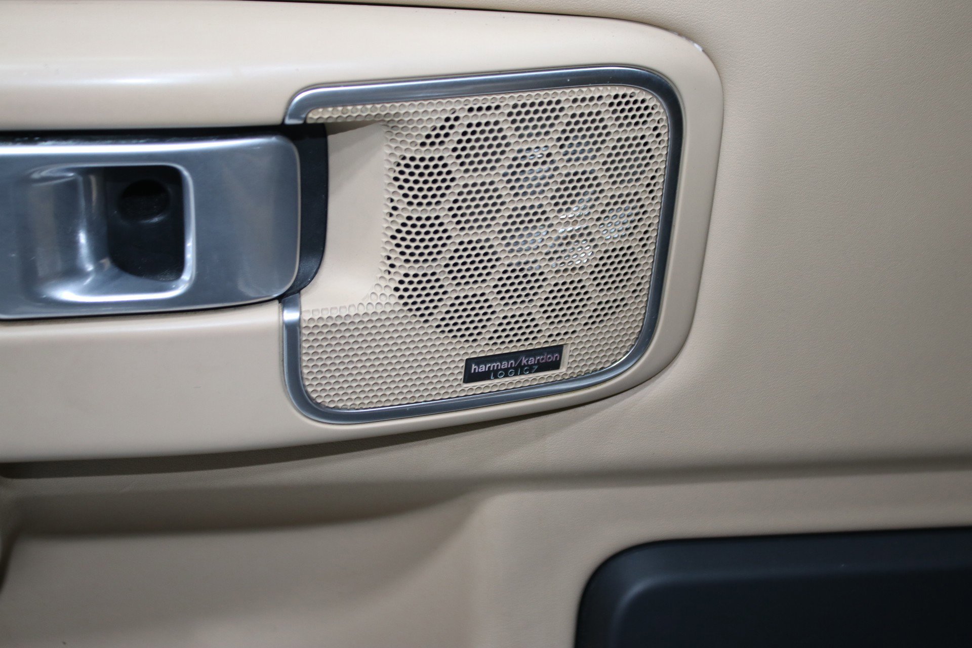 Used 2007 Land Rover Range Rover HSE image 39