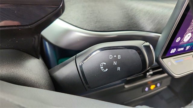 Used 2025 Volkswagen ID. Buzz Pro S image 43