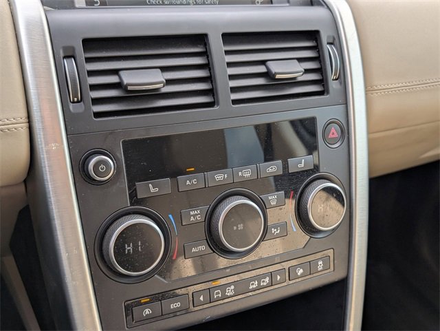 Used 2017 Land Rover Discovery Sport HSE image 28